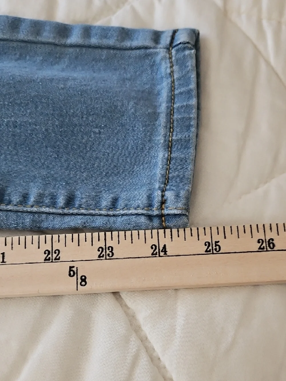 Between Us Light Wash Skinny Jeans - Size 9 - Picture 5 of 7